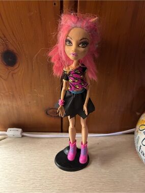 Howleen Wolf monster high doll
